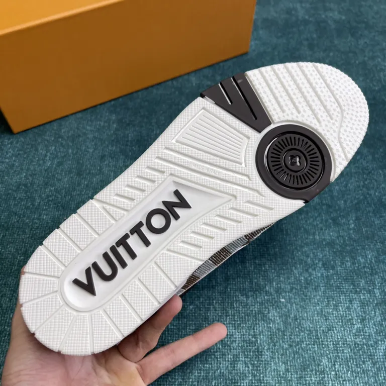 Louis Vuitton Shoe 